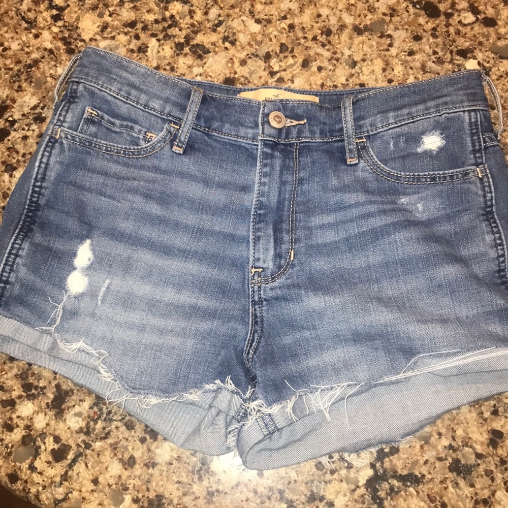 Cut off shorts